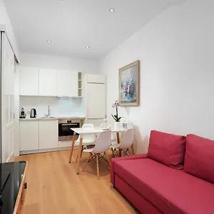 Apartment 35qm Deluxe Im Stil Design Vosteen Naehe Der Kaiserburg, Nürnberg
