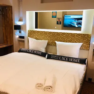 Elbgalerie Hotel 2*, Hamburg Germany