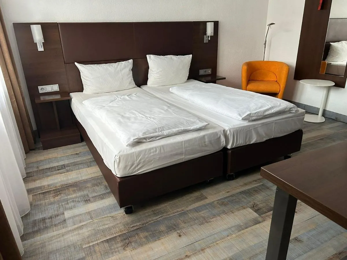 Hotel Fackelmann Nuremberg 2*,